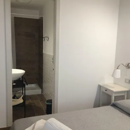 Il Torrione Guest house *
